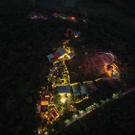 Honeydewwz Exoticaa Hotel & Resort Chikmagalūr Εξωτερικό φωτογραφία