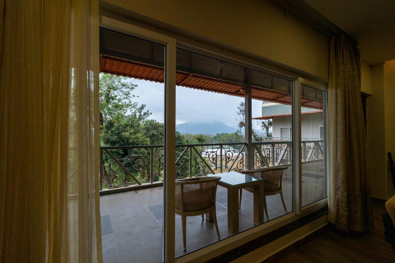 Honeydewwz Exoticaa Hotel & Resort Chikmagalūr Εξωτερικό φωτογραφία